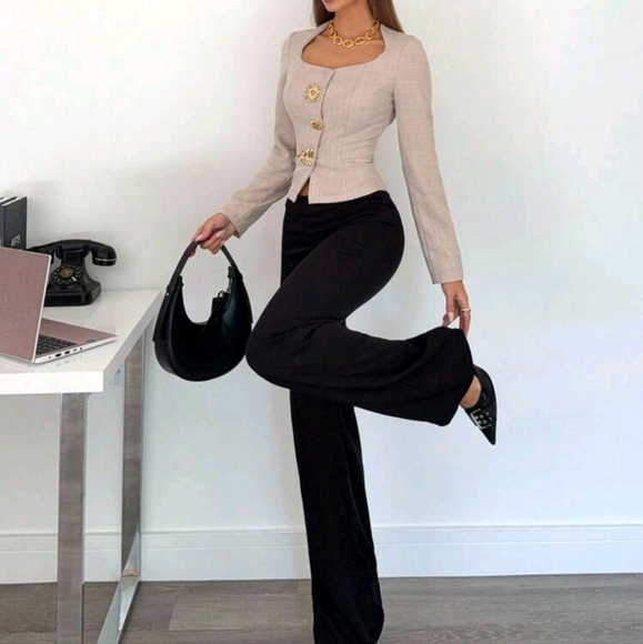 Women's Metal Sun Decor Single-Breasted Fashion Blazer Jacket - Picture 4 of 4